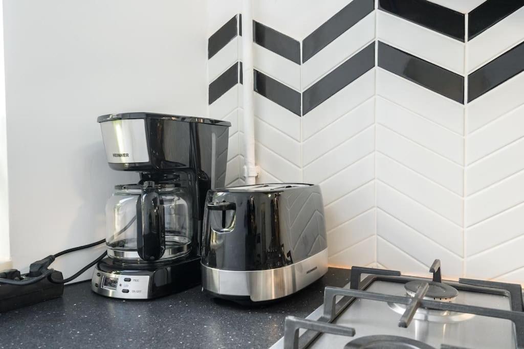 בוקרשט Exquisite Art Deco 2Br Apartment Prime Location מראה חיצוני תמונה
