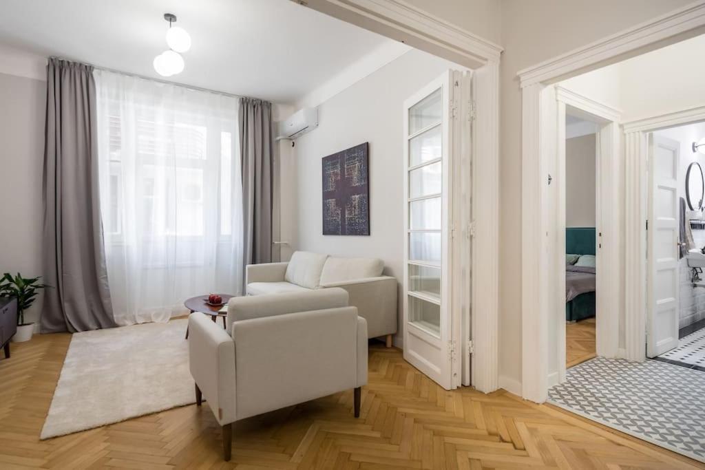 בוקרשט Exquisite Art Deco 2Br Apartment Prime Location מראה חיצוני תמונה